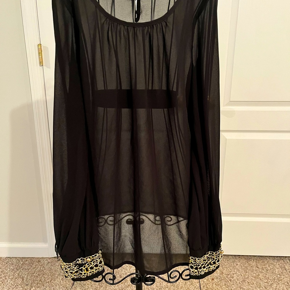 Woman’s Blouse